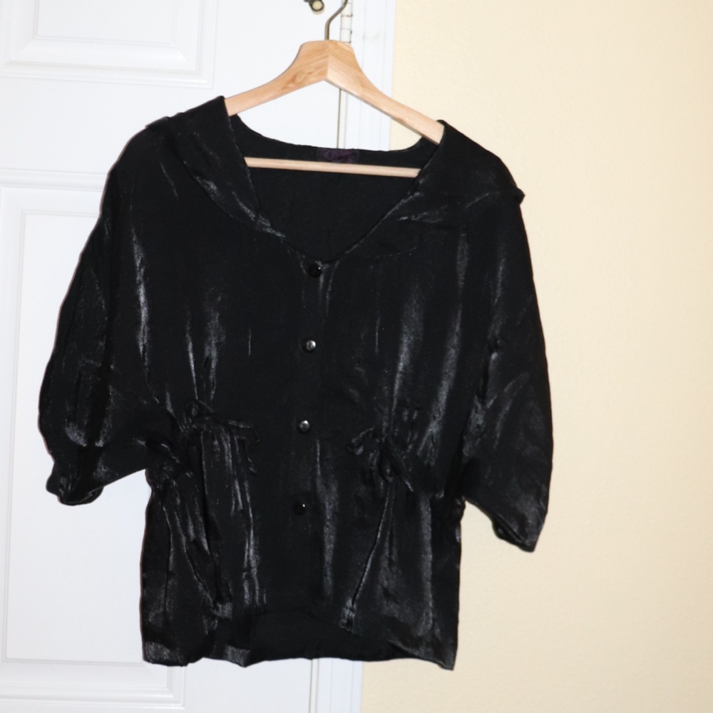 Black Shinny Satin Ruched Waist Blouse in M